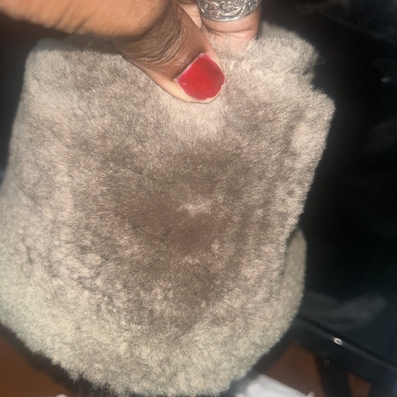 Frye women’s boots in a size 8 with wear - Picture 9 of 9